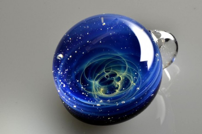 Space Glass Is Quite Possibly The Coolest Thing Ever (10 pics + video)