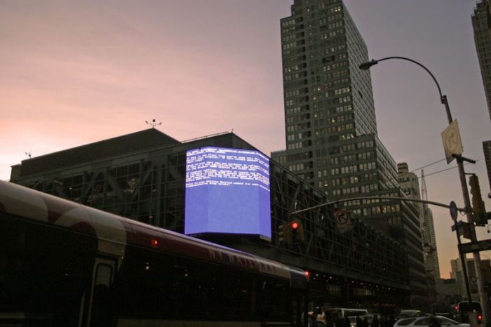 Those Awkward Moments When You Encounter The Blue Screen Of Death (22 pics)