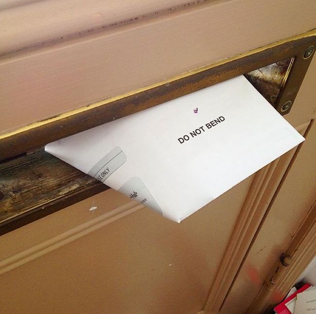 Delivery Guys Who Clearly Just Don't Care Anymore (26 pics)