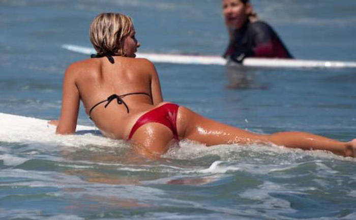 Sexy Surfer Girls That Prove Summer Is The Best Season (49 pics)