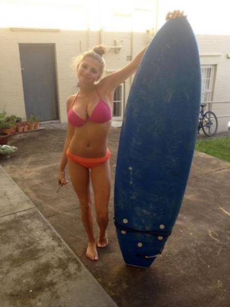 Sexy Surfer Girls That Prove Summer Is The Best Season (49 pics)