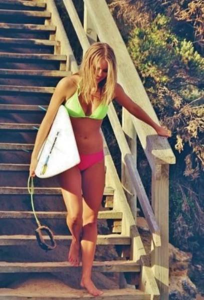 Sexy Surfer Girls That Prove Summer Is The Best Season (49 pics)