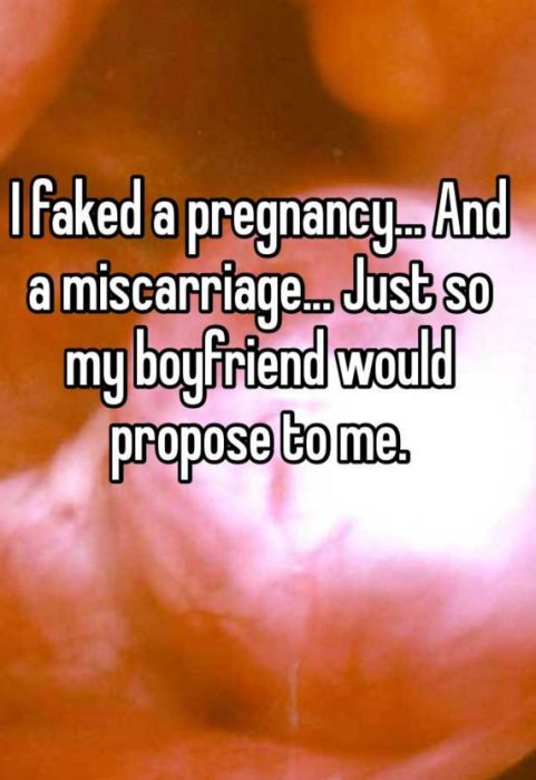 Women Reveal Their Ridiculous Reasons For Faking A Pregnancy (13 pics)