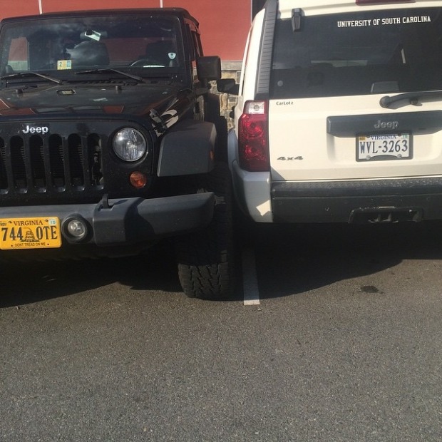 These People Are Really Terrible At Parking (6 pics)