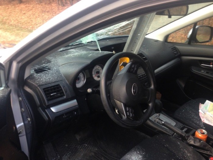 This Driver Is Lucky They're Still Alive (3 pics)