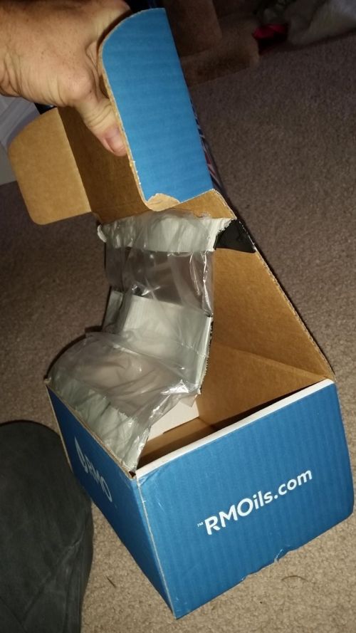 Man Gets Revenge On Person Who's Been Stealing His Packages (6 pics)