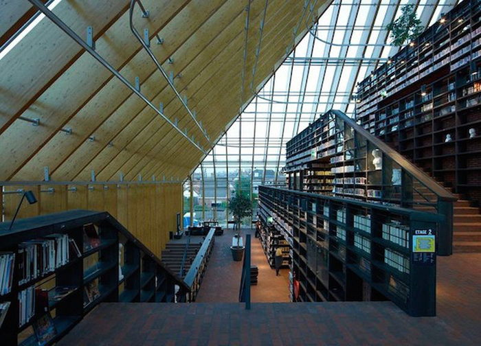 The Netherlands Has A Libary That's Like A Giant Mountain Of Books (10 pics)