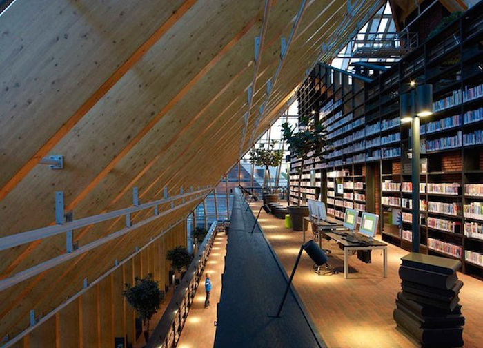 The Netherlands Has A Libary That's Like A Giant Mountain Of Books (10 pics)