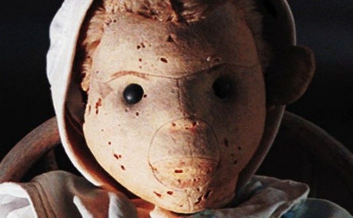 This Creepy Doll Named Robert Is The One That Inspired The ‘Chucky’ Movies (8 pics)