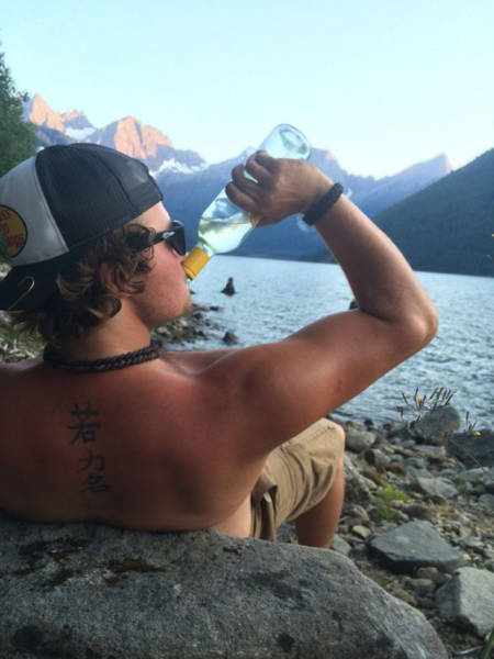 Alcohol Helps Create Fun Nights And Miserable Mornings (50 pics)