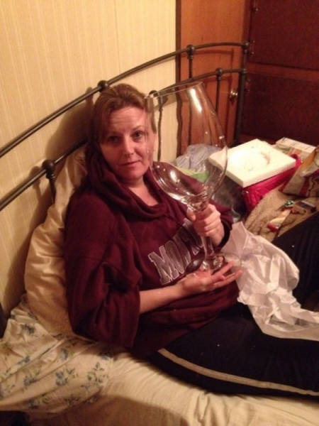 Alcohol Helps Create Fun Nights And Miserable Mornings (50 pics)