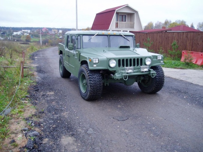 This Is How Russia Does Hummers (10 pics)