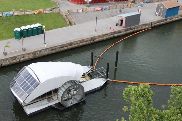 This Is The Boat That The People Of Baltimore Call Mr. Trash (11 pics)