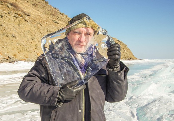 Lake Baikal Is Beautiful This Time Of Year (35 pics)