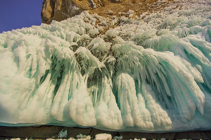 Lake Baikal Is Beautiful This Time Of Year (35 pics)