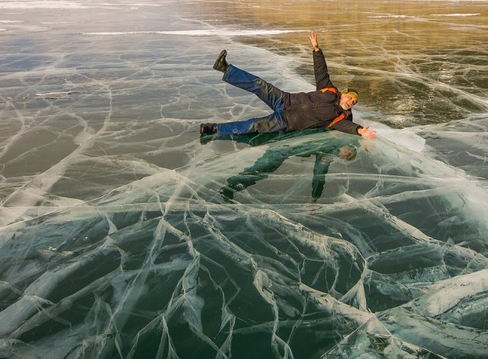 Lake Baikal Is Beautiful This Time Of Year (35 pics)