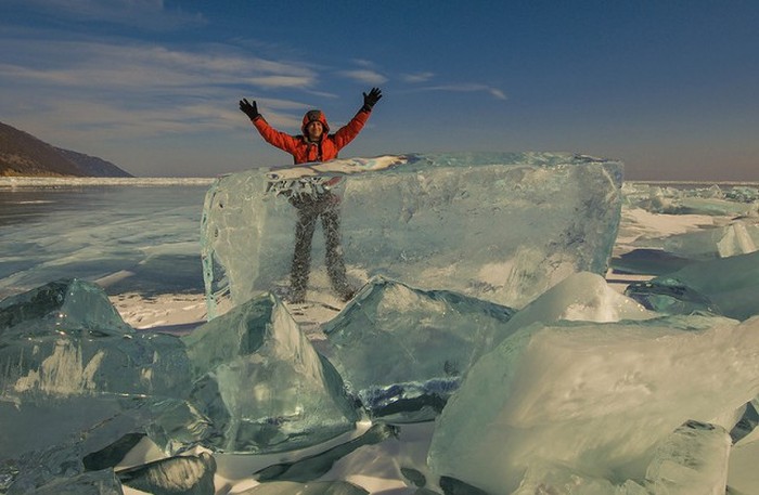 Lake Baikal Is Beautiful This Time Of Year (35 pics)