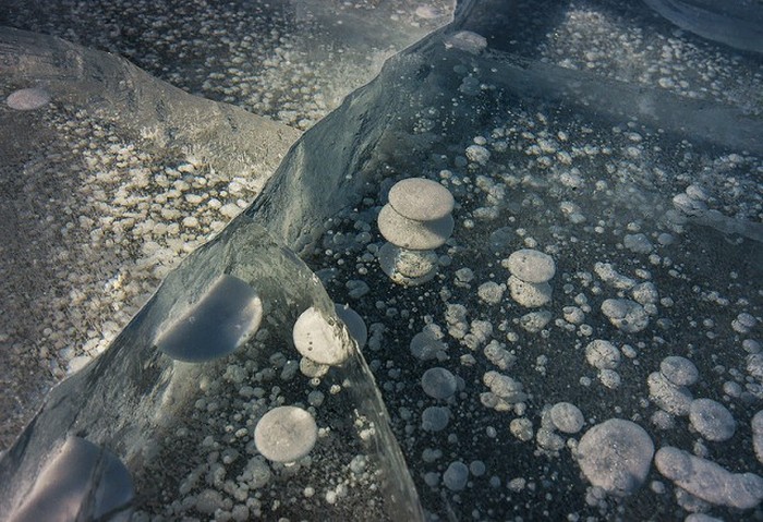 Lake Baikal Is Beautiful This Time Of Year (35 pics)