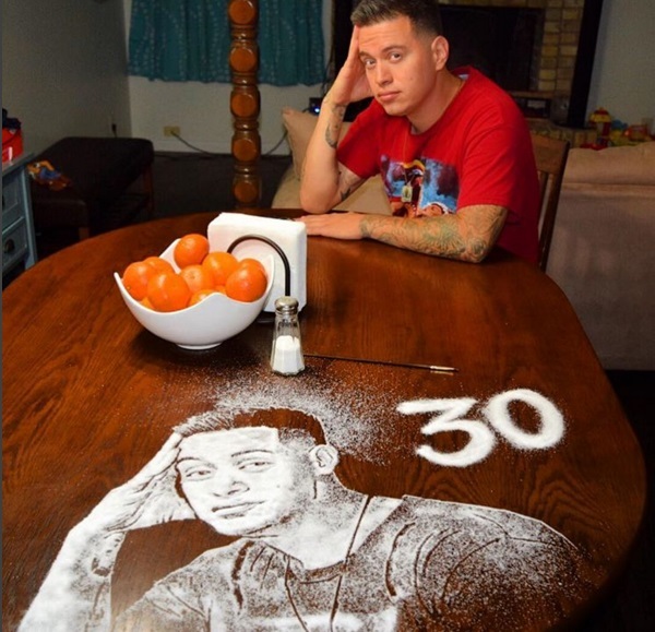 Rob Ferrel Makes Amazing Celebrity Portraits Out Of Salt (10 pics)