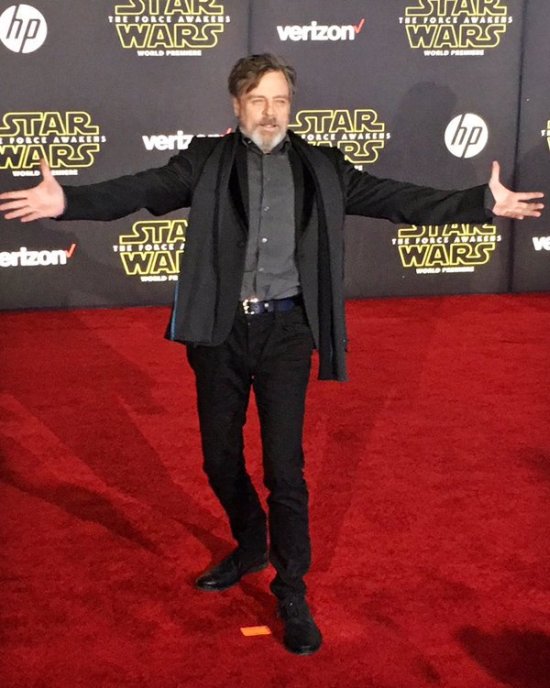 You're Going To Be Shocked When You See How Much Weight Mark Hamill Has Lost (4 pics)