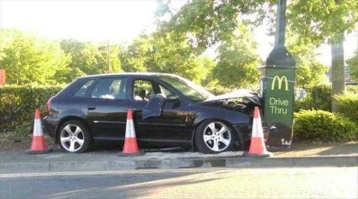 People Who Stepped Up To Do One Job And Failed Miserably (44 pics)