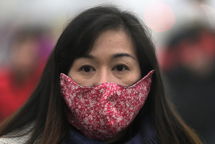 China Is Facing The Smog With Stylish Masks (22 pics)