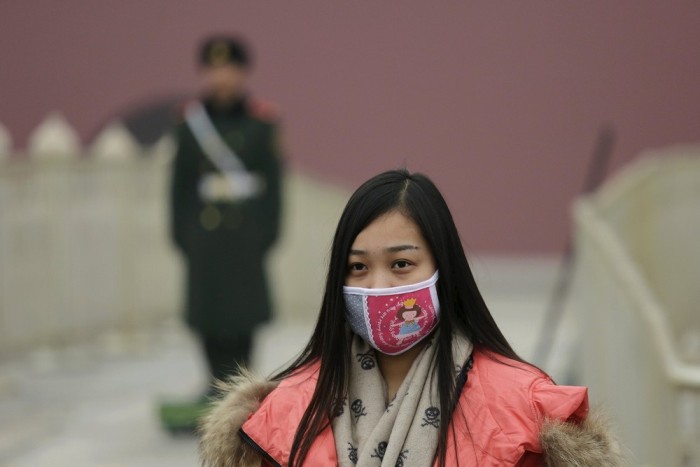 China Is Facing The Smog With Stylish Masks (22 pics)