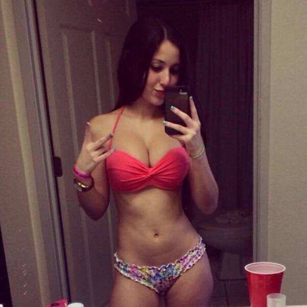 Beautiful Babes With Busty Chests Make The World A Brighter Place (56 pics)