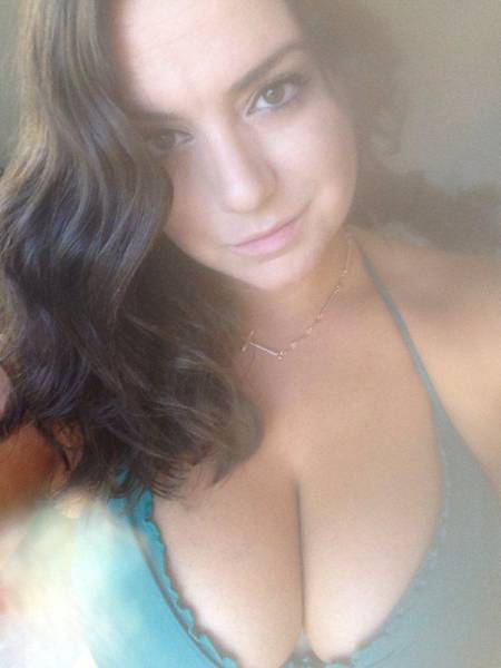 Beautiful Babes With Busty Chests Make The World A Brighter Place (56 pics)