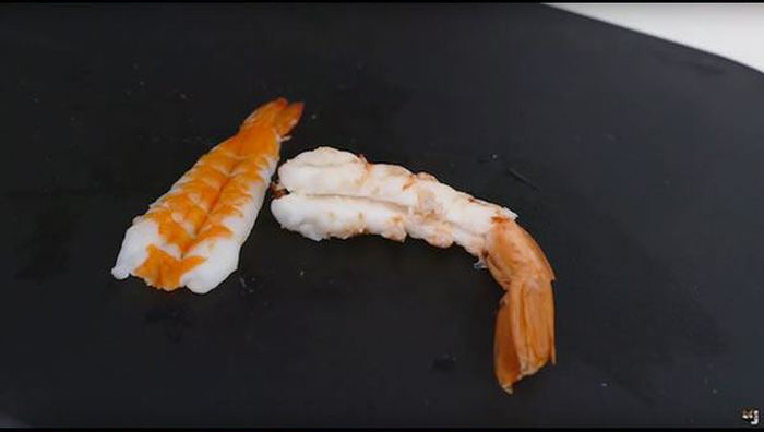 How To Make Sushi Look Like Real Life Koi In Just A Few Steps (15 pics)