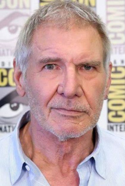 Harrison Ford Is The Only Person That Can Do This (2 pics)