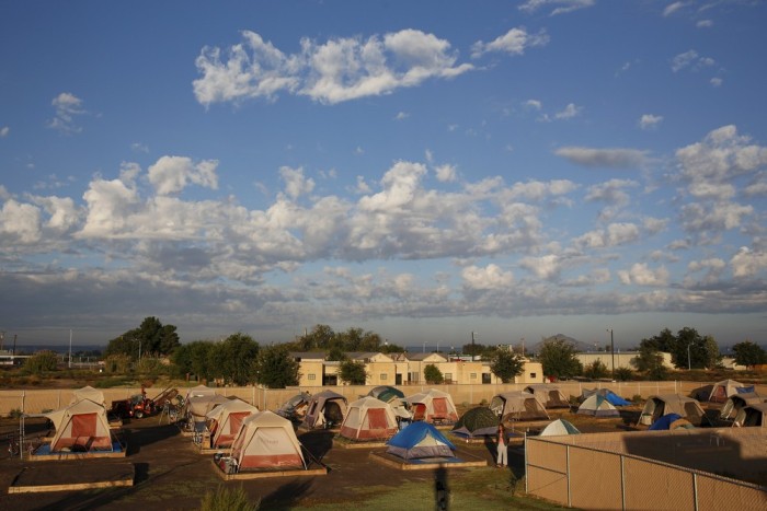 The Homeless Have Created Their Own Tent City In Arizona (35 pics)