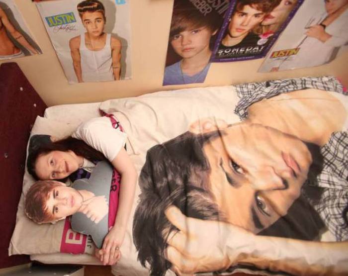 Meet The Fan That's Taking Her Justin Bieber Obsession Way Too Far (11 pics)
