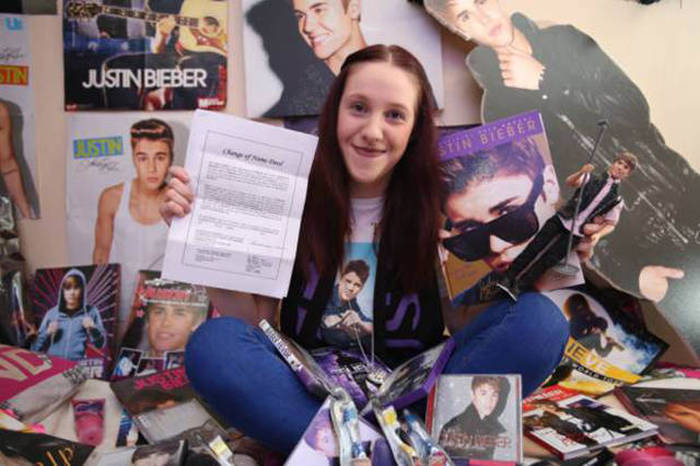Meet The Fan That's Taking Her Justin Bieber Obsession Way Too Far (11 pics)