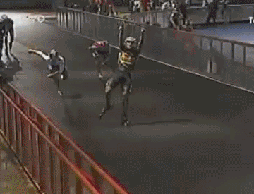 People Who Got Over Excited And Celebrated A Little Too Soon (18 gifs)