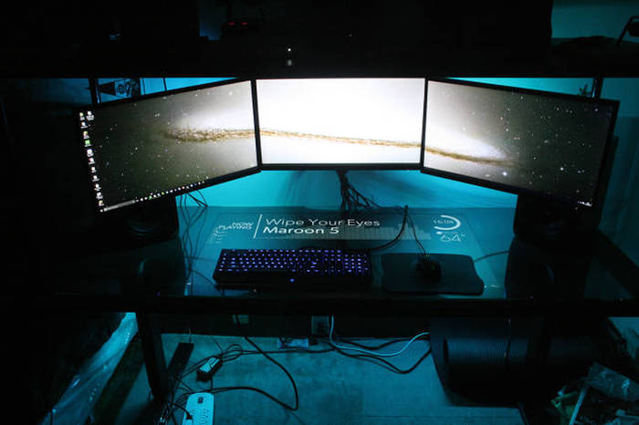 This Self Built Computer Desk Kicks a Ton of Ass (33 pics)