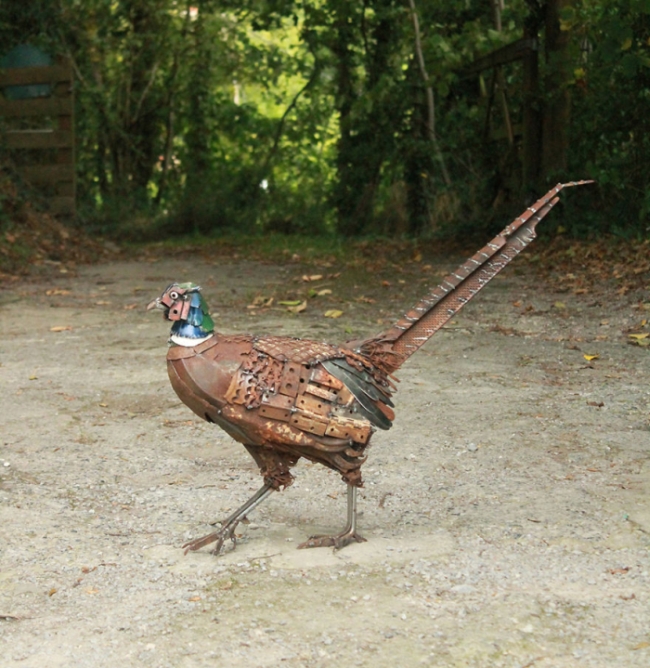 Artist Turns Scrap Metal Into Animals (13 pics)