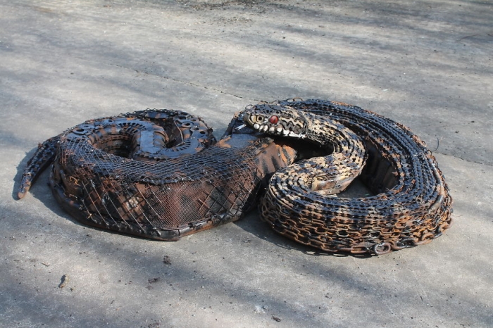 Artist Turns Scrap Metal Into Animals (13 pics)