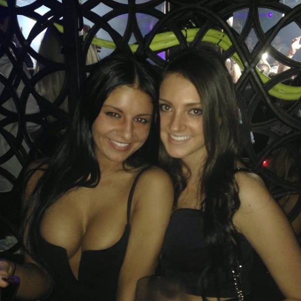These Beautiful Busty Babes Are The Eye Candy You Need Right Now (56 pics)