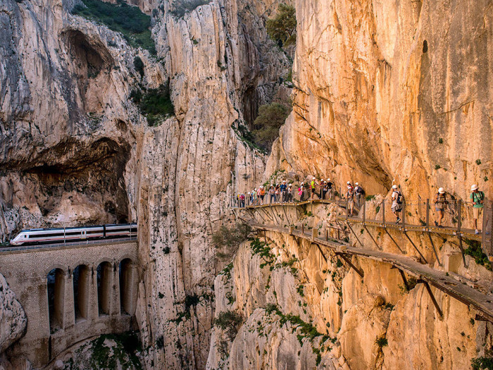 National Geographic Ranks The Best Travel Photos Of 2015 (33 pics)