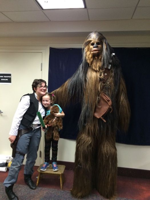 Fan Builds His Own Lifelike Chewbacca Costume From Star Wars (24 pics)