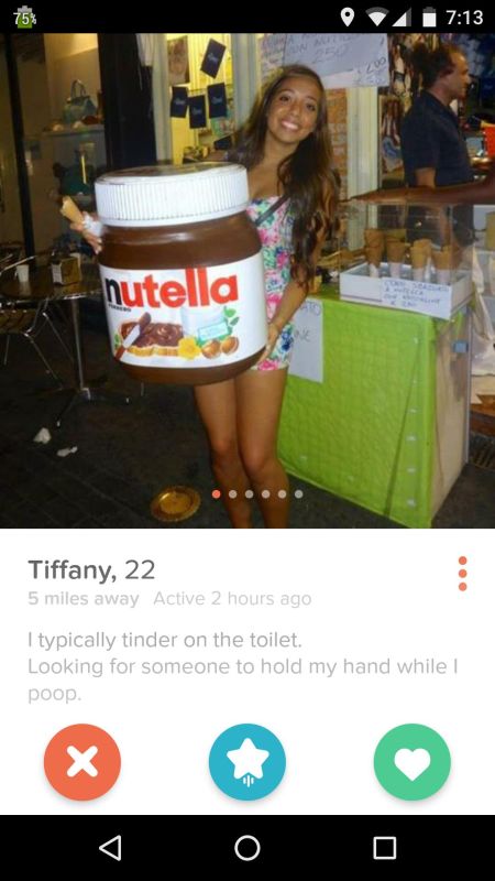 You Won't Be Able To Resist These Ridiculous Tinder Profiles (35 pics)