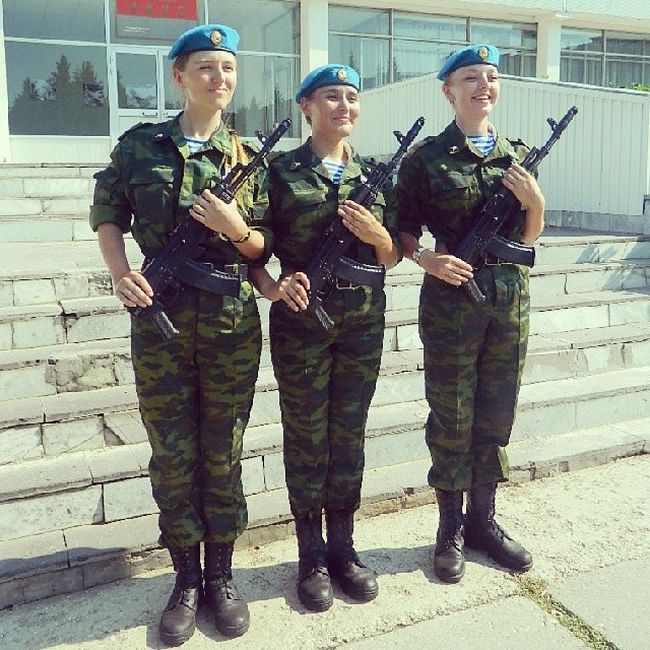 The Ravishing Women Of The Russian Military (35 pics)