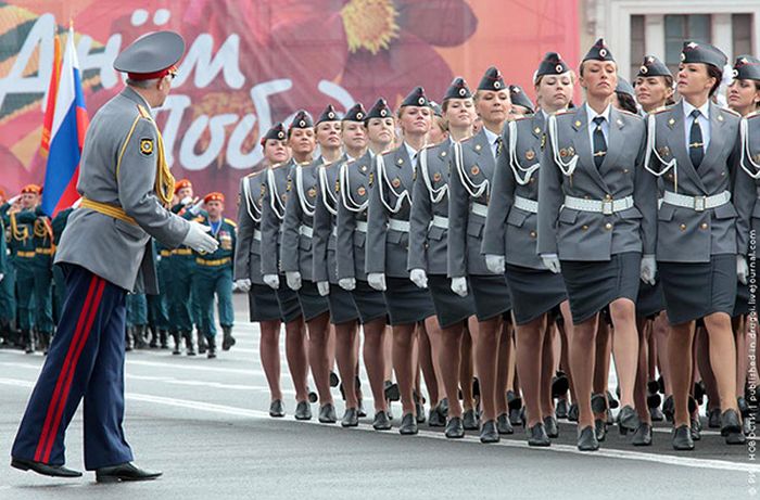 The Ravishing Women Of The Russian Military (35 pics)