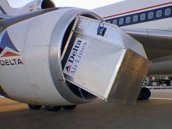 Aircraft Accidents Can Come Out Of Nowhere (65 pics)