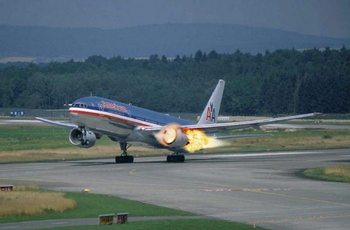 Aircraft Accidents Can Come Out Of Nowhere (65 pics)