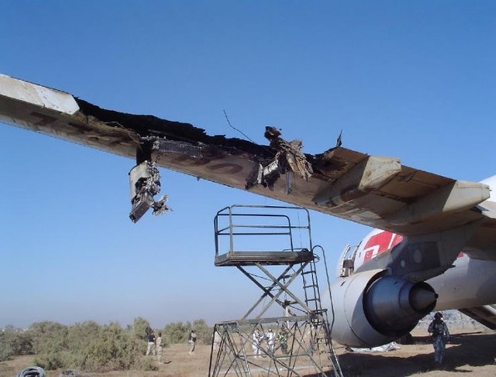 Aircraft Accidents Can Come Out Of Nowhere (65 pics)