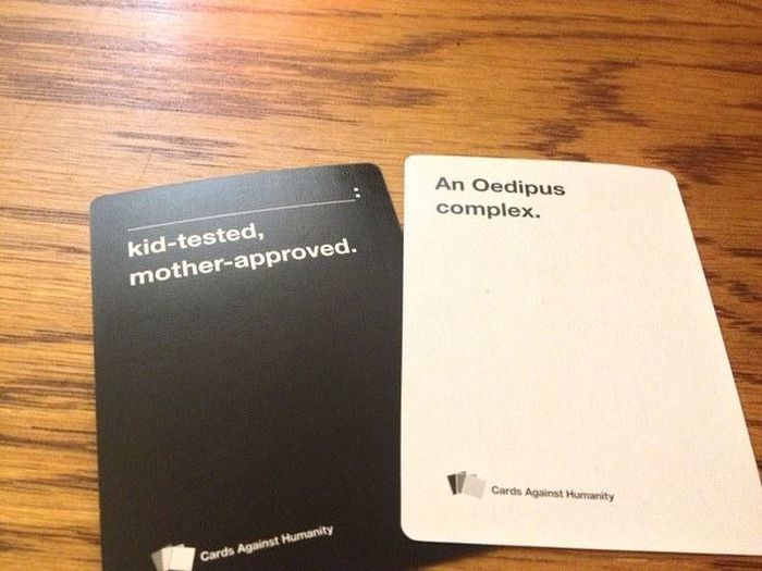 Disturbing Cards Against Humanity Combinations You Can't Help But Laugh At (21 pics)