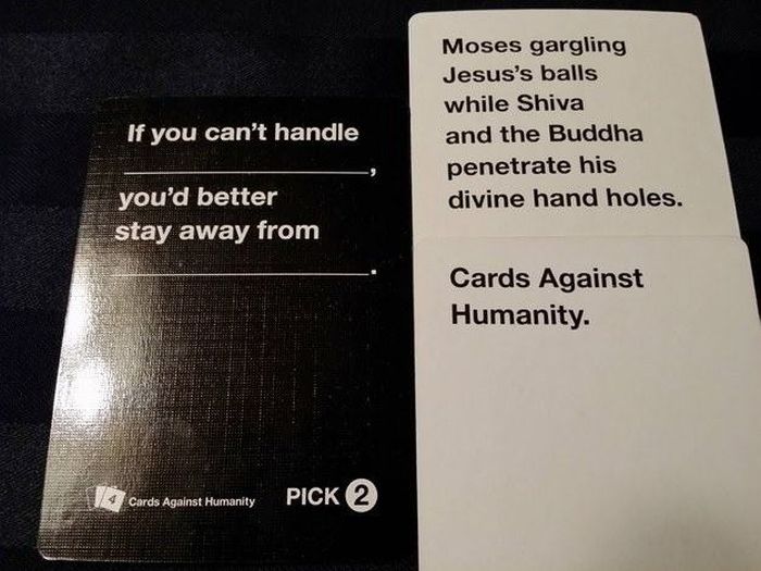 Disturbing Cards Against Humanity Combinations You Can't Help But Laugh At (21 pics)