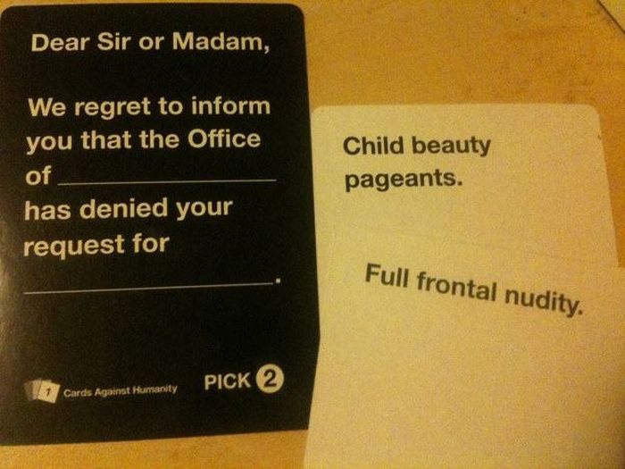 Disturbing Cards Against Humanity Combinations You Can't Help But Laugh At (21 pics)